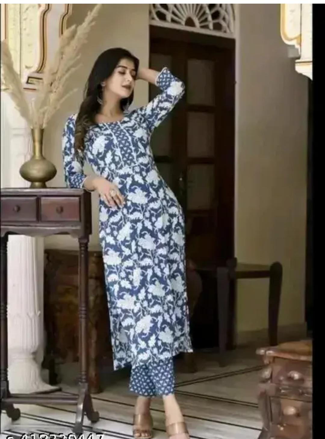 Women Floral Kurta Set Round Neck No Dupatta Ethnic