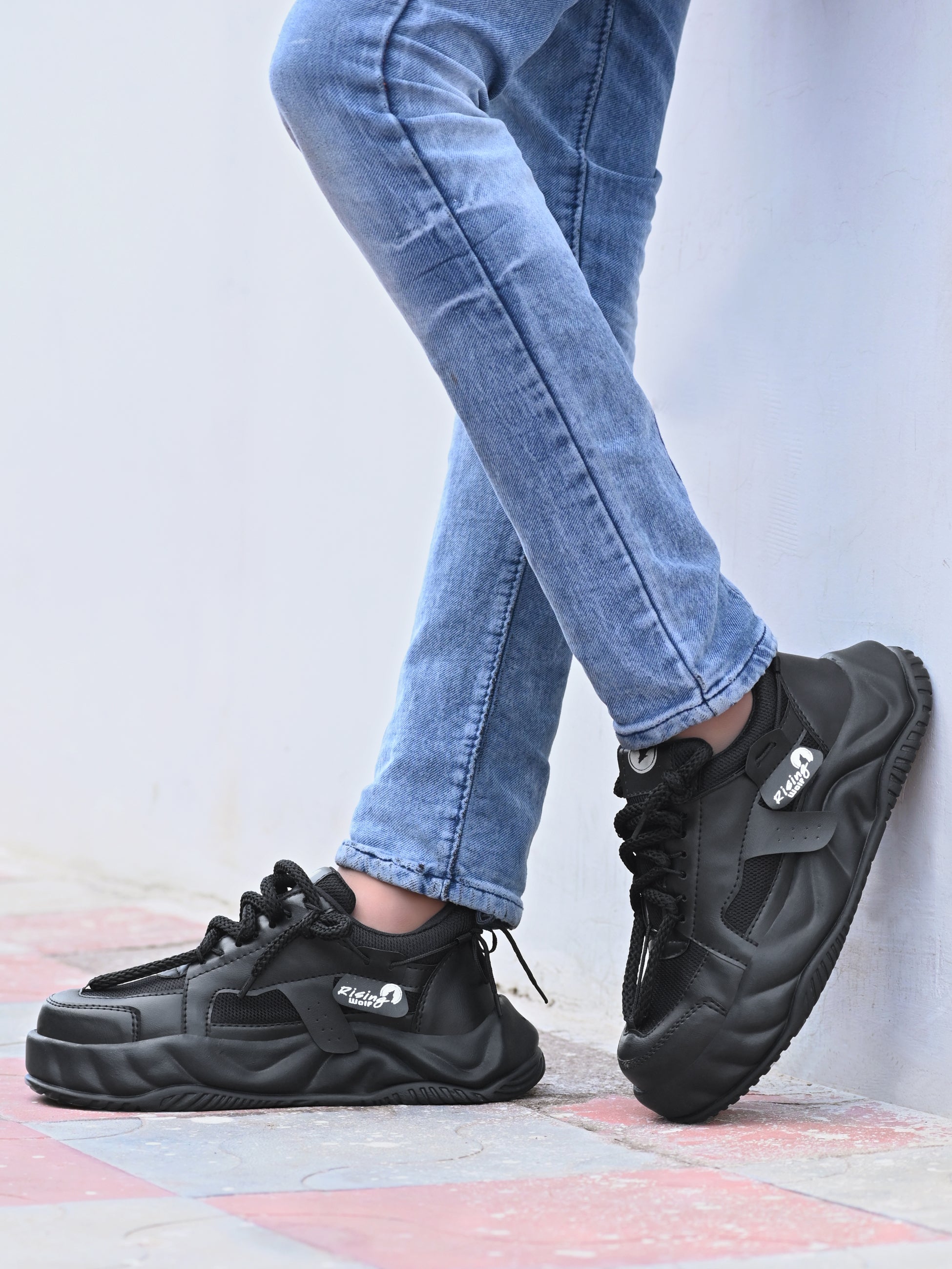 Black Sport Shoes for Men Lightweight Comfortable Running